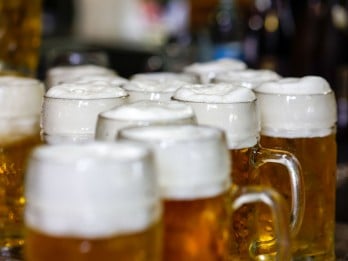Listing Perdana Hari Ini, Lovina Beach Brewery (STRK) Oversubscribed 26,57 Kali