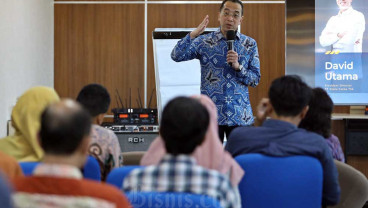 Dirut Kimia Farma Bagikan Pemikiran Tentang Kepemimpinan Saat Leader’s Day di Wisma Bisnis Indonesia