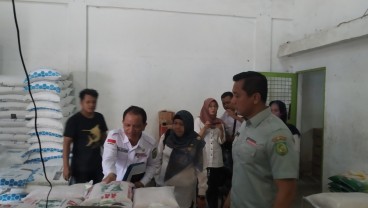 Ada Beras Plastik di Pasar Pringgan? DKP3 Kota Medan Ambil Sampel