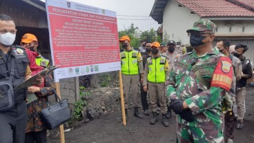 Empat Stockpile Batu Bara di Padang Ditutup