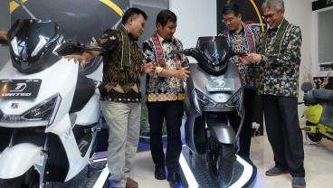 Pembukaan Showroom United E-Motor di BSD