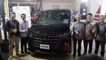 Nasmoco Pamerkan Toyota Alphard Teranyar di GIIAS Semarang 2023