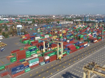 Jelajah Pelabuhan 2022: Pemangkasan Waktu Sandar Dongkrak Arus Peti Kemas di Terminal Teluk Lamong