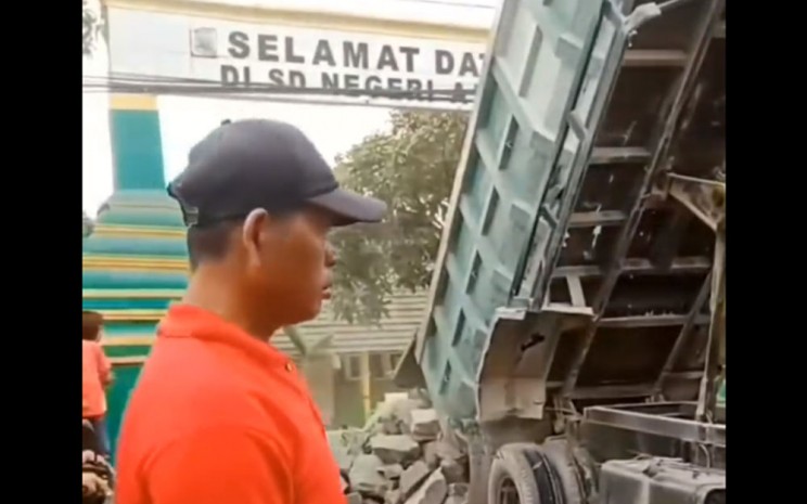 SDN Anyar 4, Kabupaten Serang, Banten, diblokir oleh ahli waris pemilik tanah.