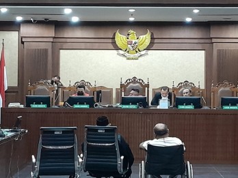 Lukas Enembe Jalani Sidang Vonis, Hakim Singgung Soal Judi di Singapura