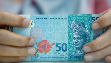 Duh, Ringgit Malaysia Jatuh ke Level Terendah sejak 1998