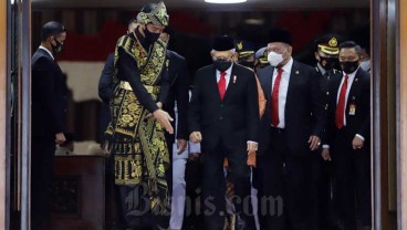 Maruf Amin Sindir Capres-Cawapres Yang Posting Ibadah: Itu Politik Identitas