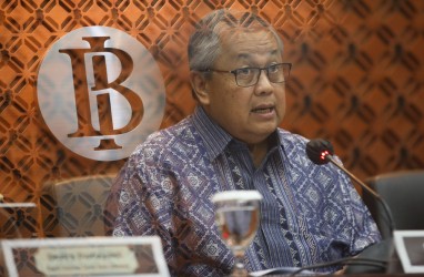 Nilai Tukar Rupiah Terhadap Dolar AS Setelah BI Kerek Suku Bunga