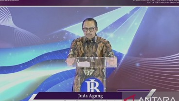 Rupiah Tembus Rp15.800, BI Ungkap Alasan Suku Bunga Naik jadi 6%