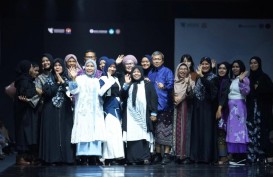 Kolaborasi Modest Fashion dari Serat Rayon APR di JMFW 2024