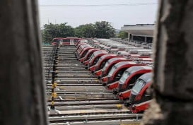 LRT Jabodebek Masuk Bengkel, Ratusan Perjalanan Dibatalkan Tiap Hari!