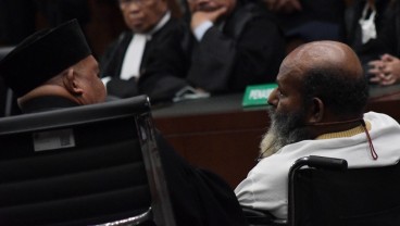 Lukas Enembe Hanya Divonis 8 Tahun, KPK Ajukan Banding