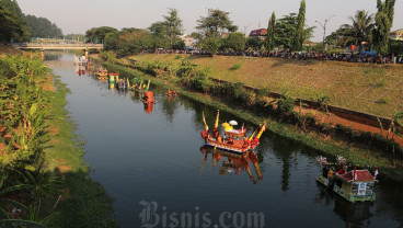 Pawai Lumbung Sungai Pada Pekan Kebudayaan Nasional 2023