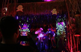 Pengunjung Saloka at Night Antusias Ikuti Pesta Halloween