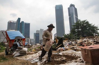 Adu Siasat Turunkan Kemiskinan di Visi Misi Anies, Ganjar, Prabowo