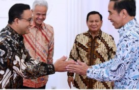 Tak Menunduk, Gesture Anies saat Makan Siang Bareng Jokowi Disorot