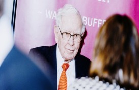 Warren Buffett Timbun Uang Tunai Rp2.450 Triliun, Pecah Rekor