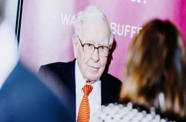 Warren Buffett Timbun Uang Tunai Rp2.450 Triliun, Pecah Rekor