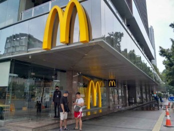 Sempat Tutup, McD dan Starbucks Sarinah Buka Lagi setelah Diprotes