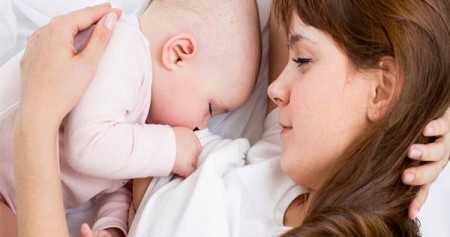 Ilustrasi arti mimpi menyusui bayi./Istimewa