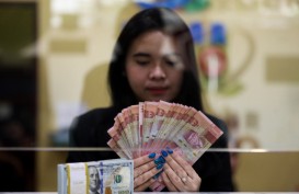 Rupiah Lesu ke Rp15.650, Mata Uang Asia Tergerus Dolar AS