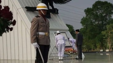 Jokowi Beri Gelar Pahlawan Nasional untuk 6 Pejuang Negara, Ini Daftarnya