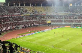 Jokowi Ditemani Jan Ethes Hadir di Pembukaan Piala Dunia U-17 Surabaya