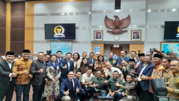 Calon Panglima TNI Jenderal Agus Bantah Hanya Dekat dengan Jokowi