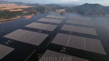 PLN Targetkan Kapasitas PLTS Tembus 3 GW pada 2030
