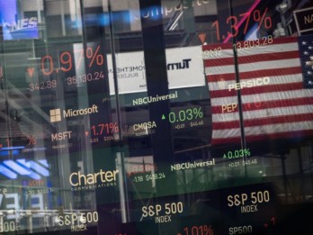Wall Street Ditutup Beragam, Investor Tunggu Data Inflasi AS