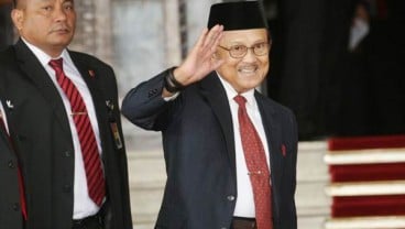 Wapres Ma'ruf Puji Presiden Ke-3 RI Habibie: Dia Peletak Dasar Demokrasi