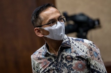 Eks Petinggi Kadin Yusrizki Didakwa Terima Aliran Dana Kasus BTS 4G Rp122,9 Miliar