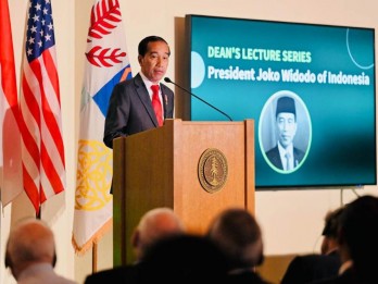 Jokowi Klaim RI Berhasil Tekan Emisi dan Deforestasi