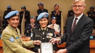 Polwan Briptu Renita Rismayanti Terima Penghargaan Polisi Wanita Terbaik Tahun 2023 dari PBB