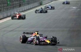 Hasil F1 GP Las Vegas: Dihukum Penalti 5 Detik, Verstappen Tetap yang Tercepat