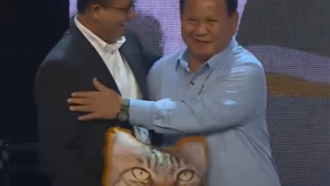 Momen Kocak Prabowo Lupa Salaman dengan Anies saat Tukar Kado di Mata Najwa