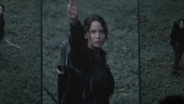 Arti Three Finger Salute dalam The Hunger Games yang Kini Digunakan oleh Ganjar