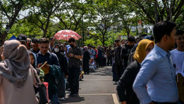 Ribuan Pencari Kerja Ikuti Bursa Kerja di Kiara Artha Park Bandung