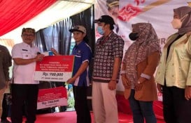 2.545 Buruh Pabrik Rokok di Kabupaten Cirebon Diguyur BLT DBHCHT
