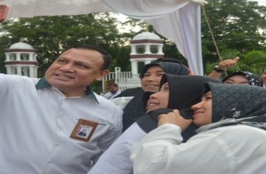 Menanti Nasib Firli Pasca-Jadi Tersangka, Serang Balik atau Mundur dari KPK?