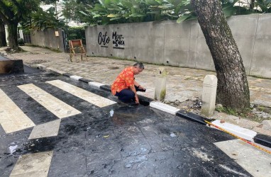 Viral Jalan di Medan Lincin Akibat 'Dikeramik', Ini Kata Perusahaan Kontruksi