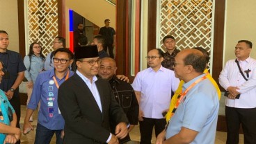 Hadiri Acara Bawaslu, Anies Baswedan Disambut Ketua TKN Prabowo-Gibran