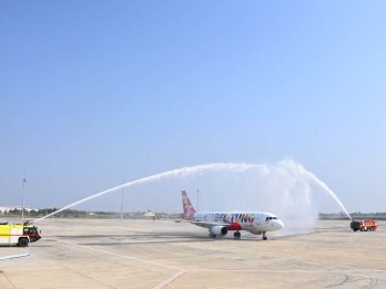 Menhub Ajak Abu Dhabi Airports Bantu Kelola Bandara Kertajati