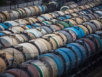 Arab Saudi Minta Negara Anggota OPEC+ Pangkas Kuota Produksi