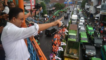 Anies Baswedan Prioritaskan Pengembangan Transportasi Umum Dibanding Kendaraan Listrik