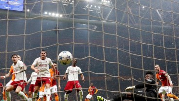 Buat 3 Blunder Konyol, Andre Onana Dikritik Habis Legenda Manchester United