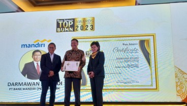 Dua Direktur Bank Mandiri (BMRI) Raih Penghargaan Bisnis Indonesia TOP BUMN Awards 2023