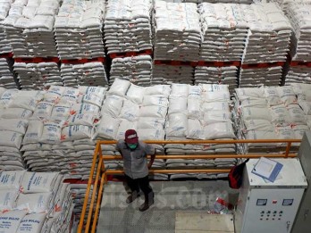 Harga Beras di Penggilingan Turun, Tingkat Grosir & Pengecer Justru Naik
