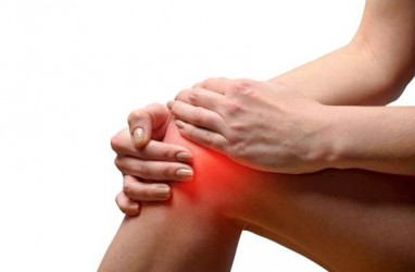 Prosedural Operasi Penggantian Lutut untuk Obati Osteoarthritis, untuk 60 Tahun ke Atas