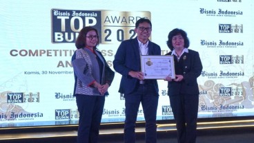 BRI Finance Sabet Penghargaan Bergengsi TOP BUMN Award Bisnis Indonesia